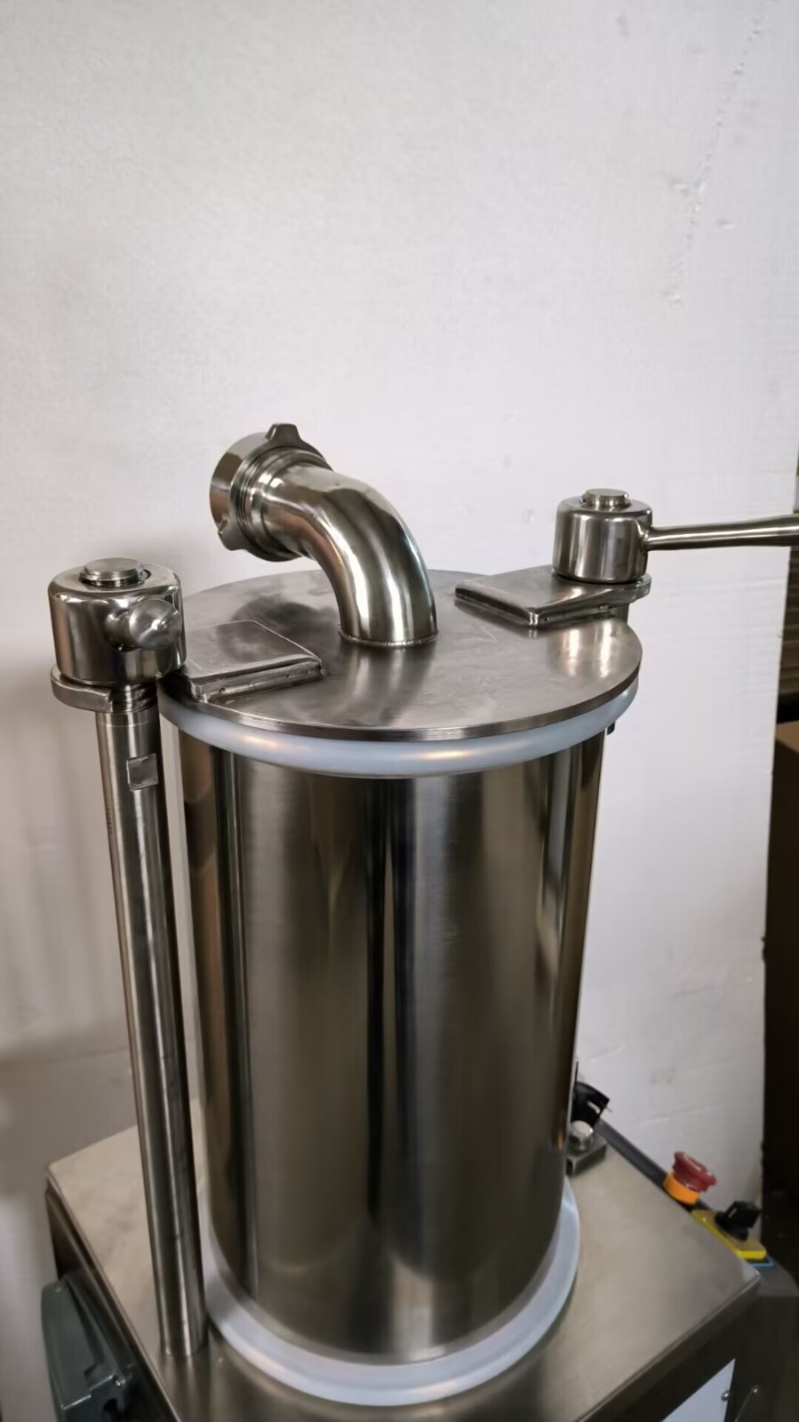 Hydraulic 57 lb. Sausage Stuffer | Automatic 110V | 882 lb/h | Sausage Filling