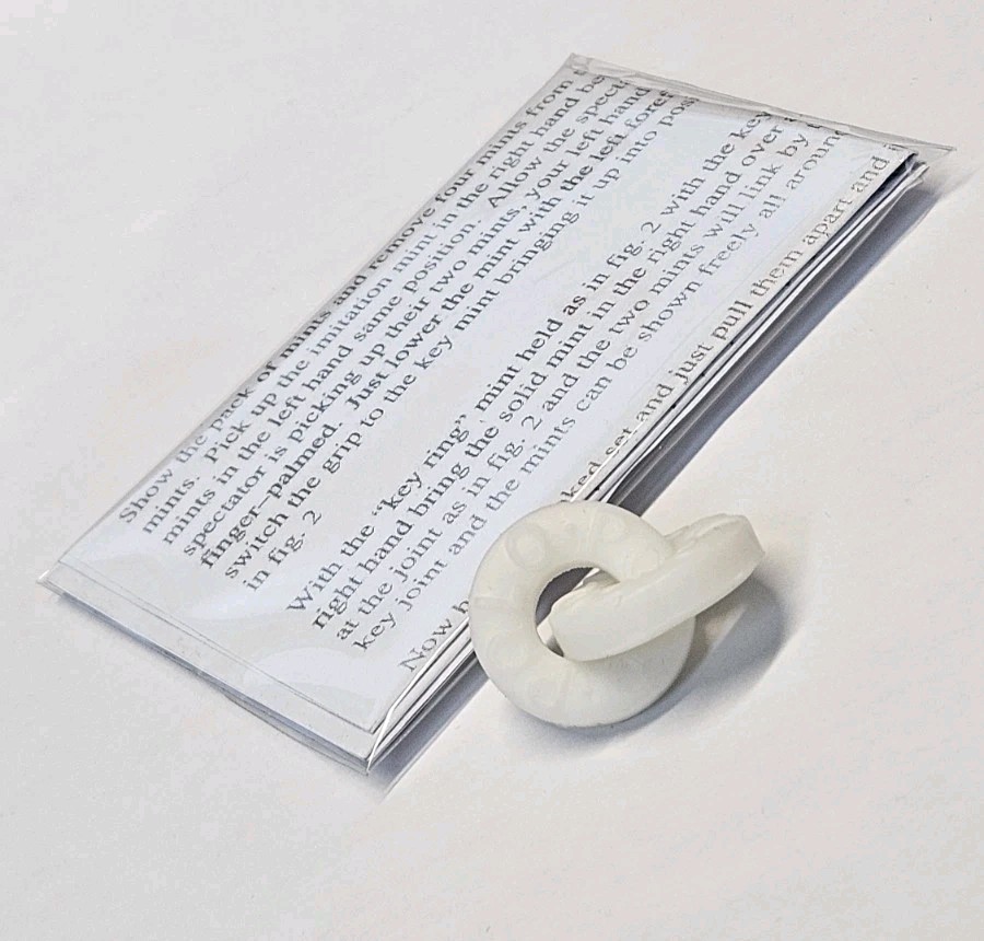 Linking Candy Mints - Visual Magic Trick - Close-up Illusion