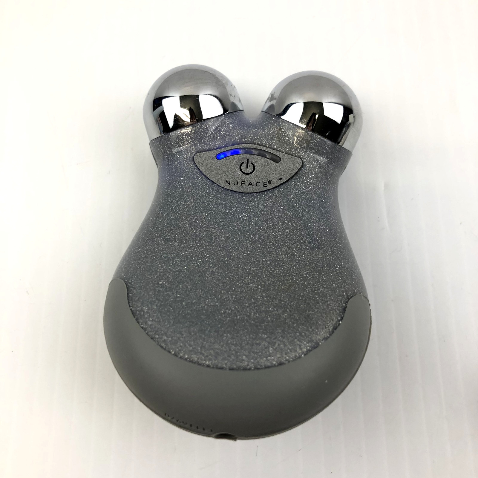 NuFACE MINI Facial Toning Device With Microcurrent Firming Activator Gel