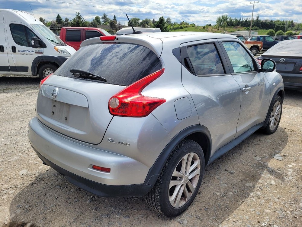 JUKE 2011 Battery Tray 12060623