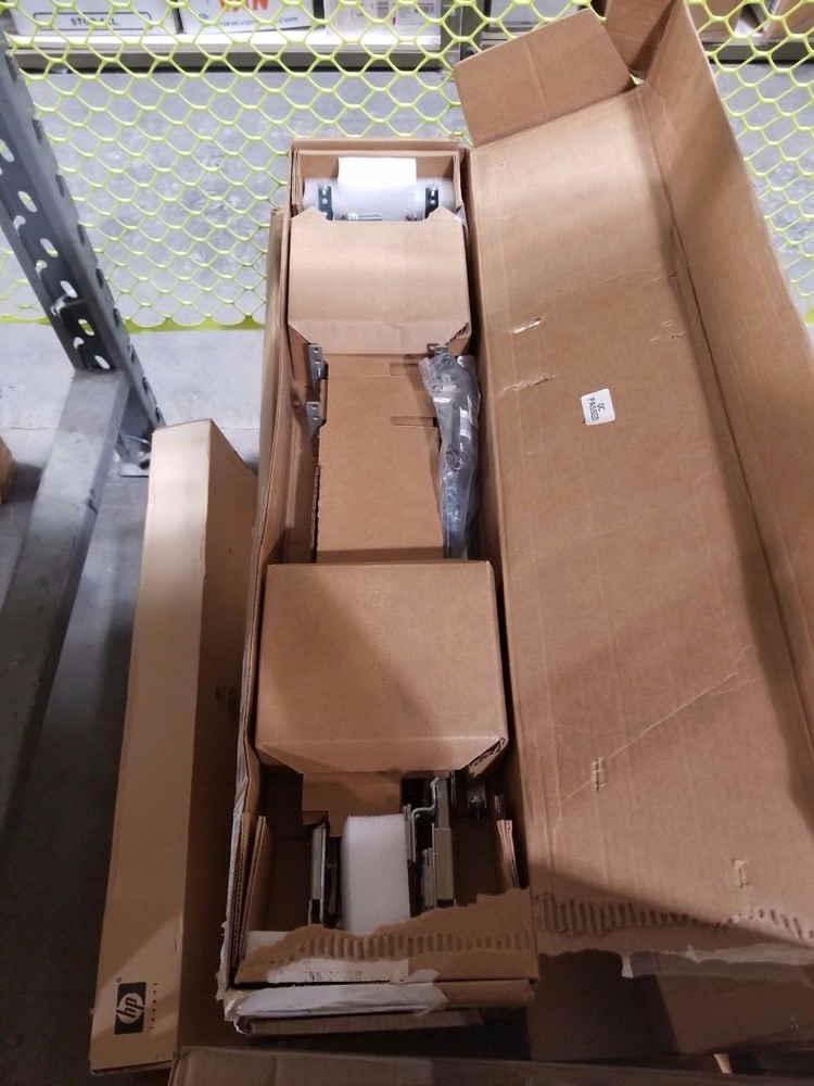 Dell H2847 PowerEdge 2850 2 Post Rack Rail Kit Versa