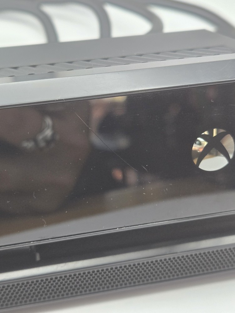 Microsoft Xbox One Kinect Camera Motion Sensor Bar Model 1520 (UNTESTED) SEE PIC