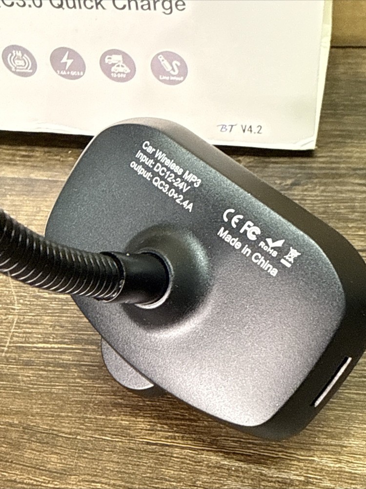 Sumind BT70B 1.7 Inch 2.4 GHZ Bluetooth FM Transmitter - Black