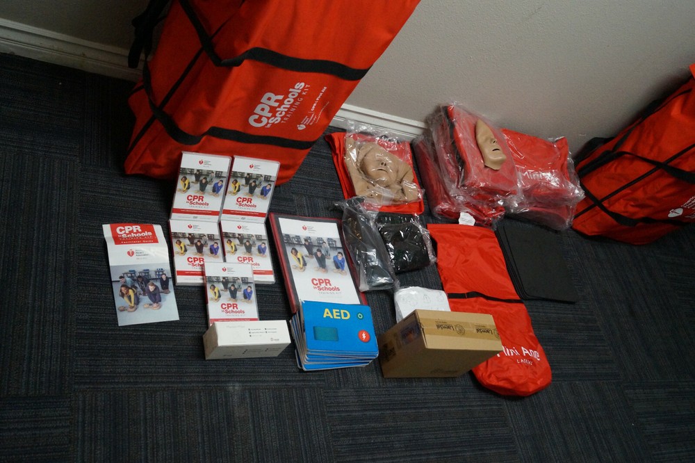 CPR Training Kit - Rolling Carrying Case