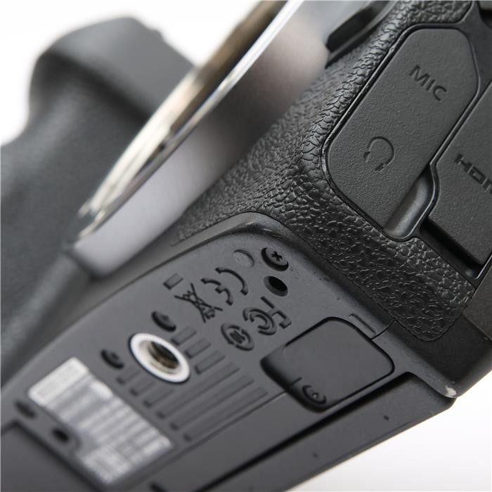 Canon EOS R Mirrorless Digital Camera Body #84