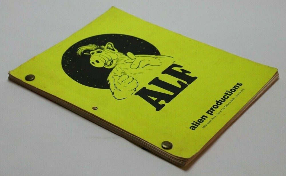 ALF / Bob Bendetson, 1987 TV Script "Night Train" Classic furry alien wiseguy