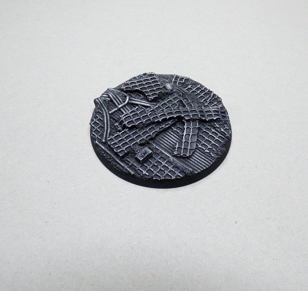 60mm ROUND RESIN BASE - RUSTY GRATES - WARHAMMER 40K