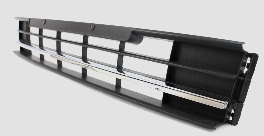 front bumper lower grille insert without park aid for 2016- 19 Passat base