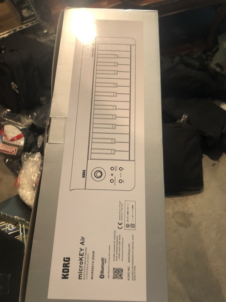 Korg microKEY Air-25 25-key Bluetooth Keyboard Controller