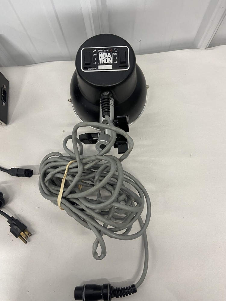 NOVATRON 240 STUDIO LIGHTING EQUIPMENT Tested w/ Light