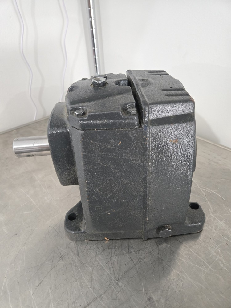 Inline Speed Reducer Motion GRHD Footed 232 RSR 2201120