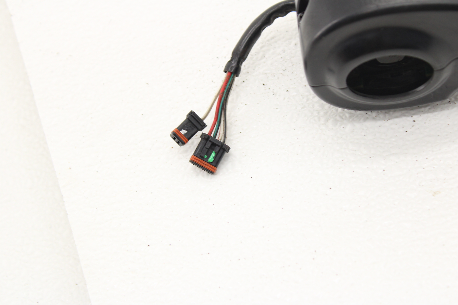 2016-2018 Harley Davidson Touring Road Electra Street Right Control Switch Pack