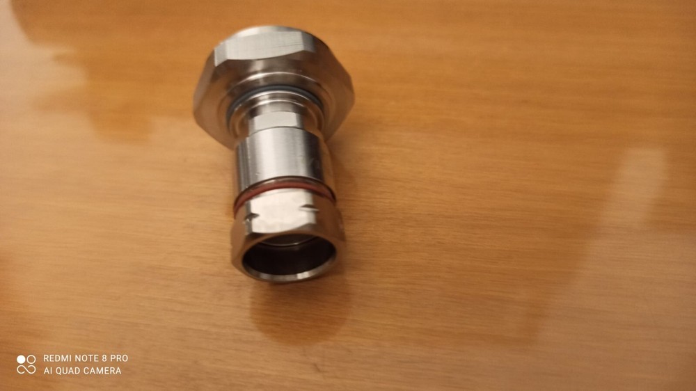 RF CONNECTOR FOR CABLE 1/2” DIN 7/16 MALE