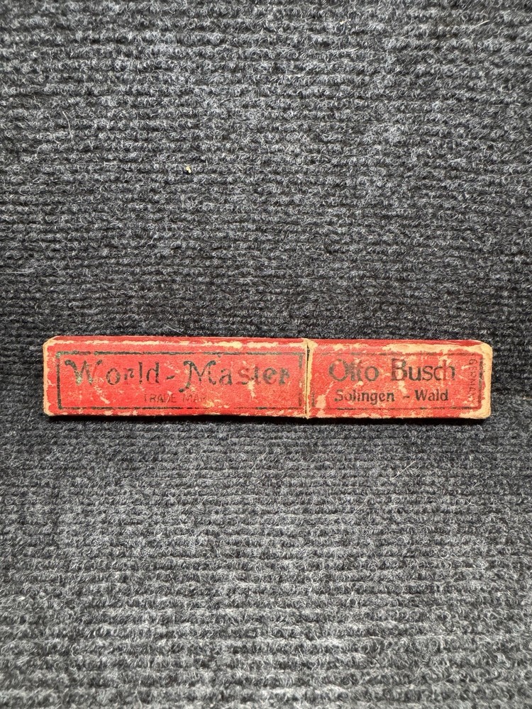 Antique Straight Razor “World Master”
