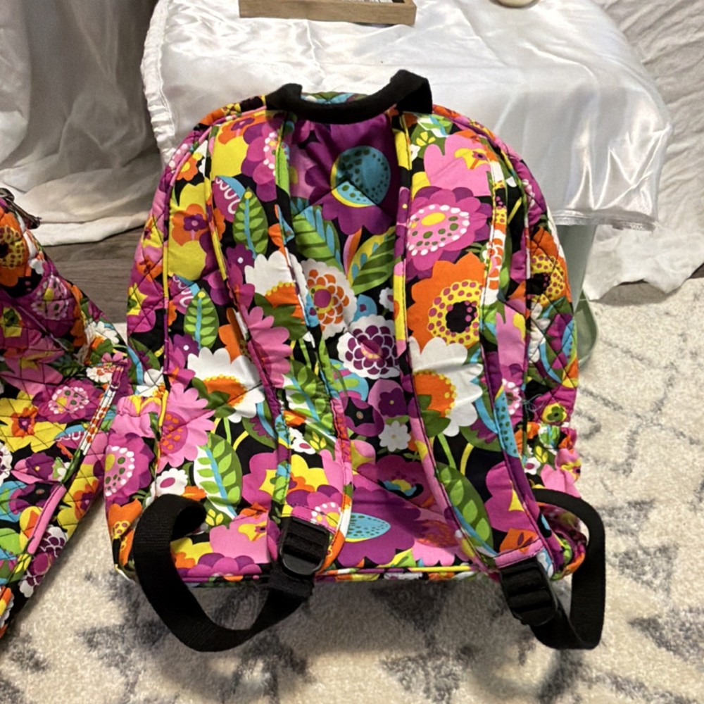Vera Bradley VaVa Bloom campus backpack Zip Pockets