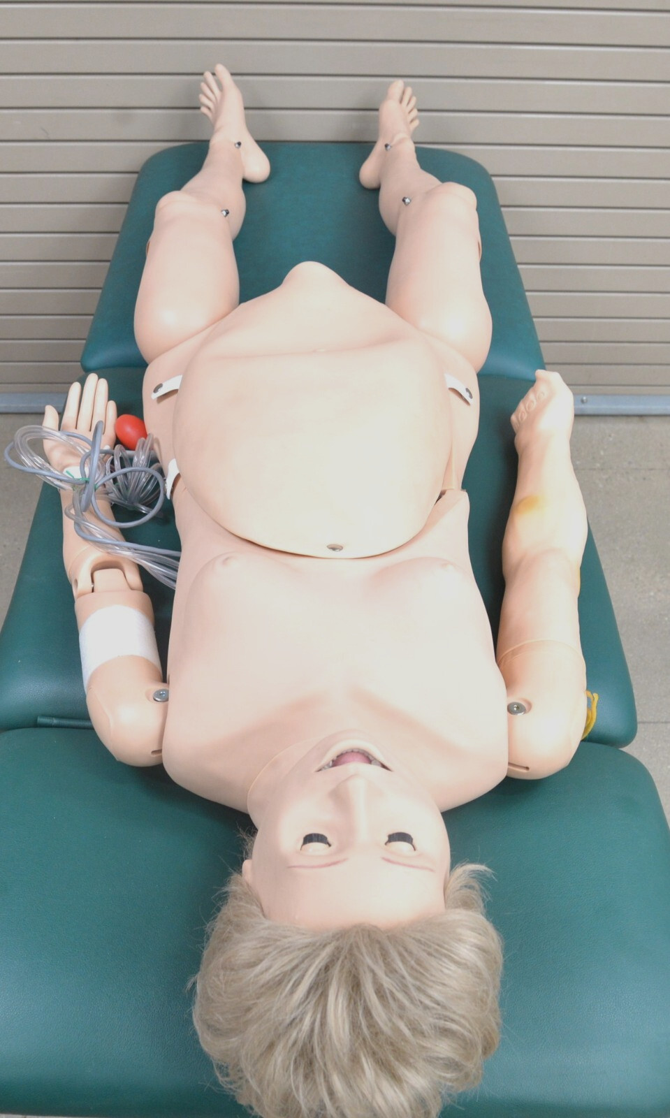 Gaumard S550/S551 Noelle Maternal & Neonatal Care Birthing Simulator