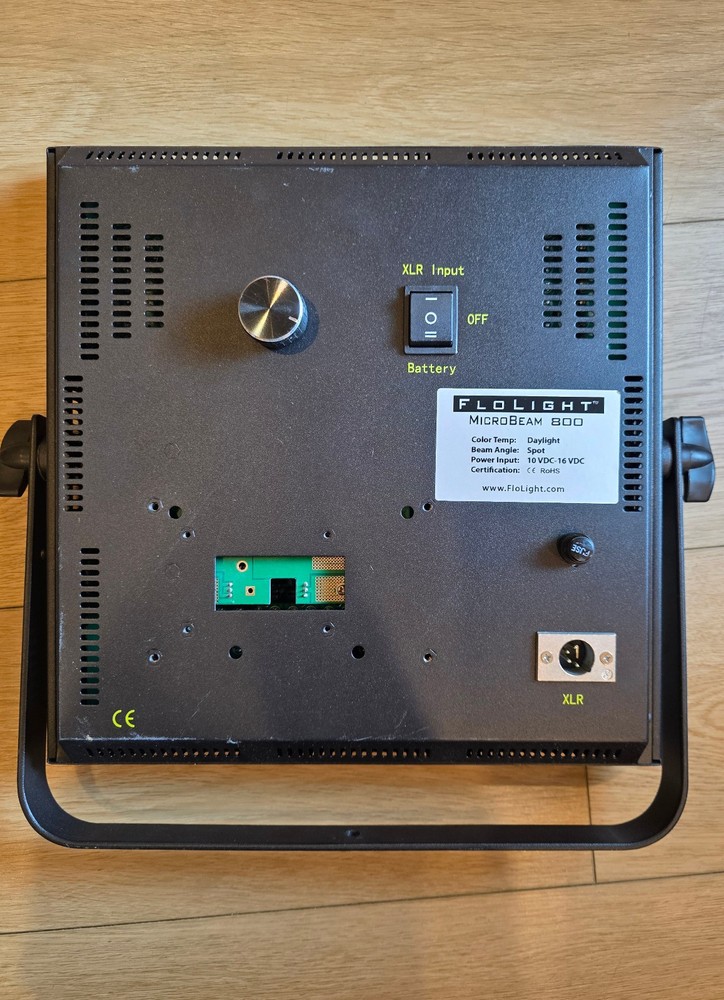 FloLight MicroBeam 800 high-powered LED video lighting panel