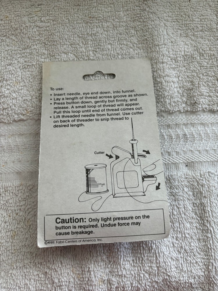 EASY NEEDLE THREADER VINTAGE NEW