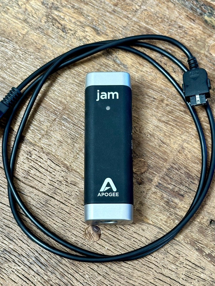 Apogee Jam - Mobile Guitar Interface - Original Version