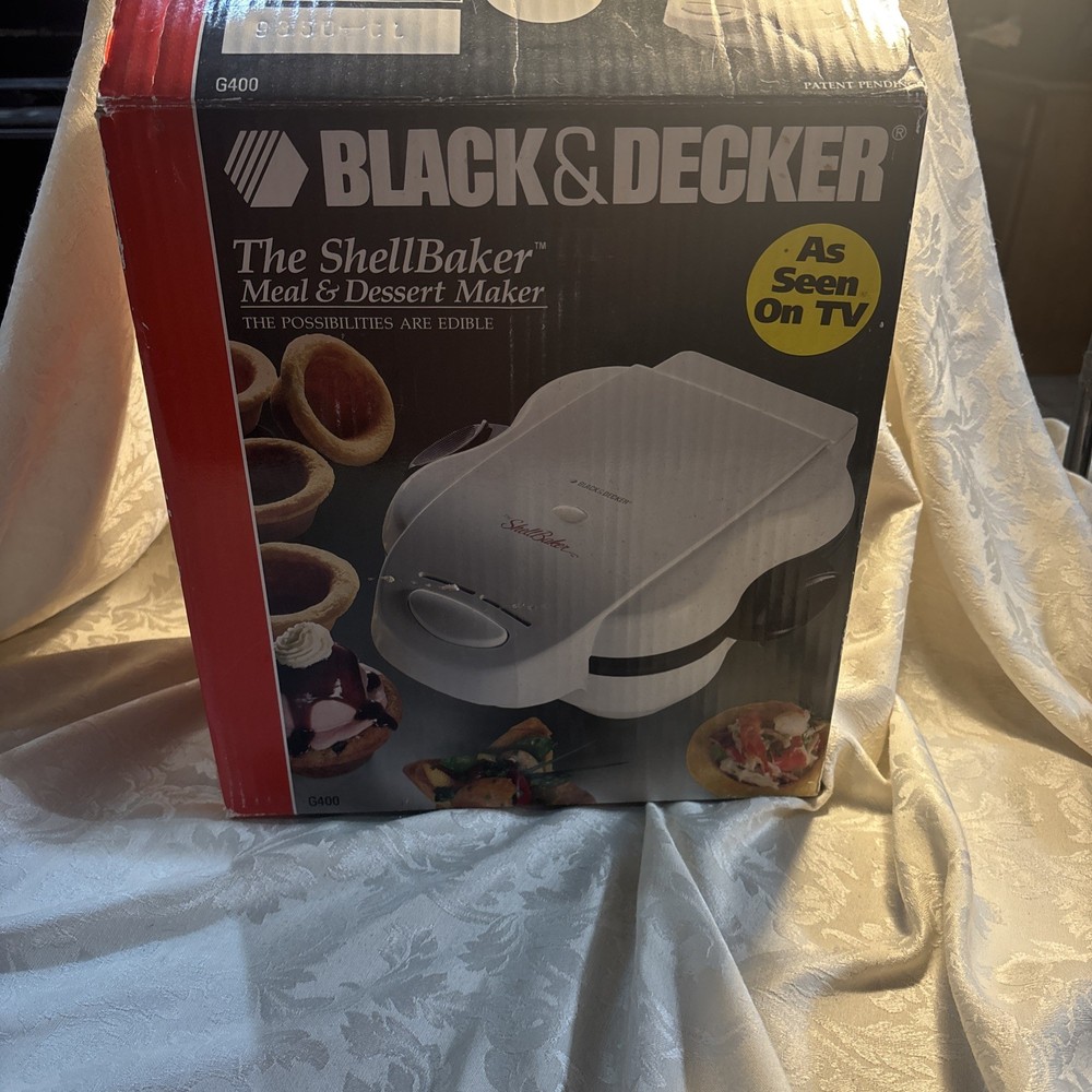BLACK+DECKER The Shell Baker Meal and Dessert Maker - White: OPEN BOX, Kitchen