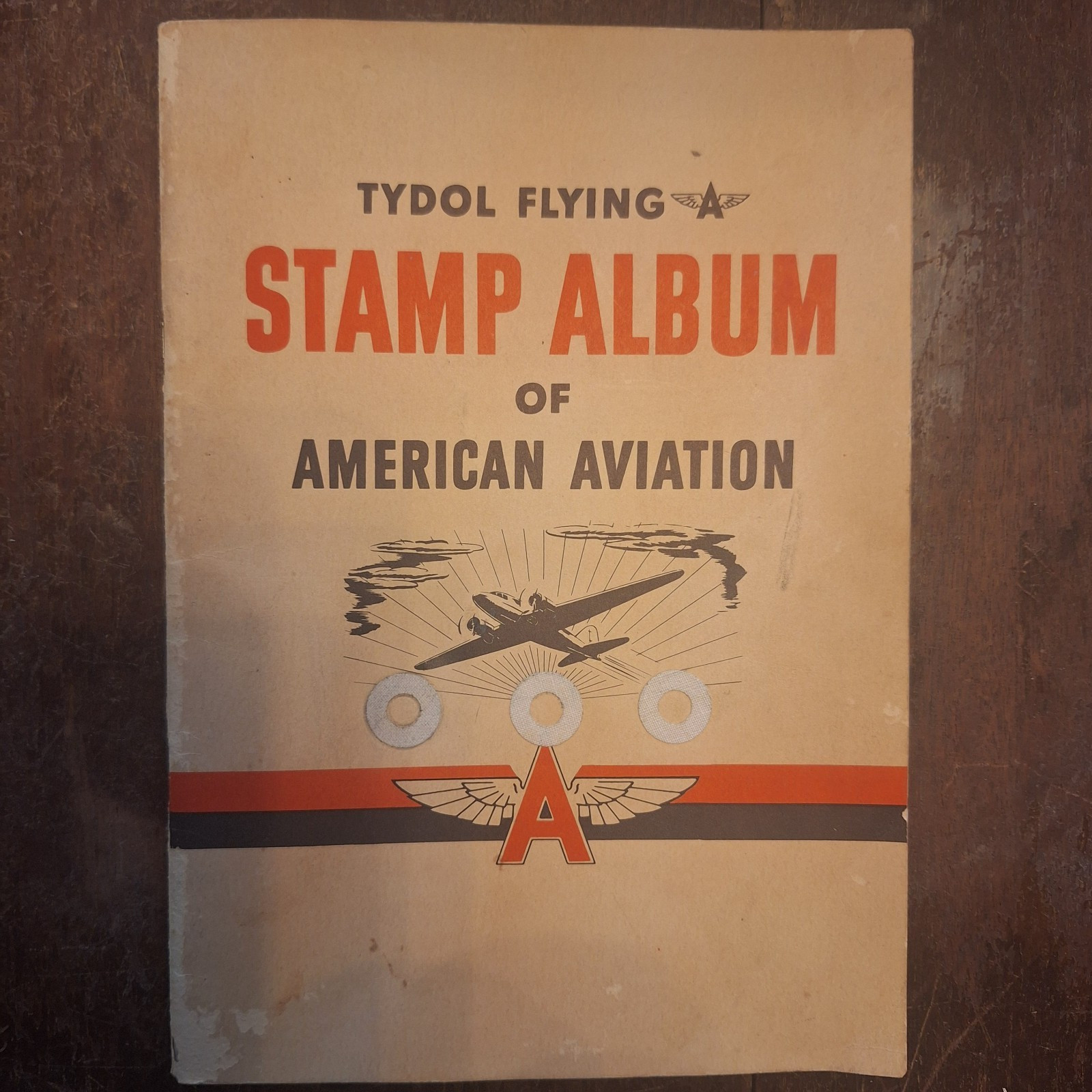 Tydol Flying Stamp Album of American Aviation - 1940 w stamps