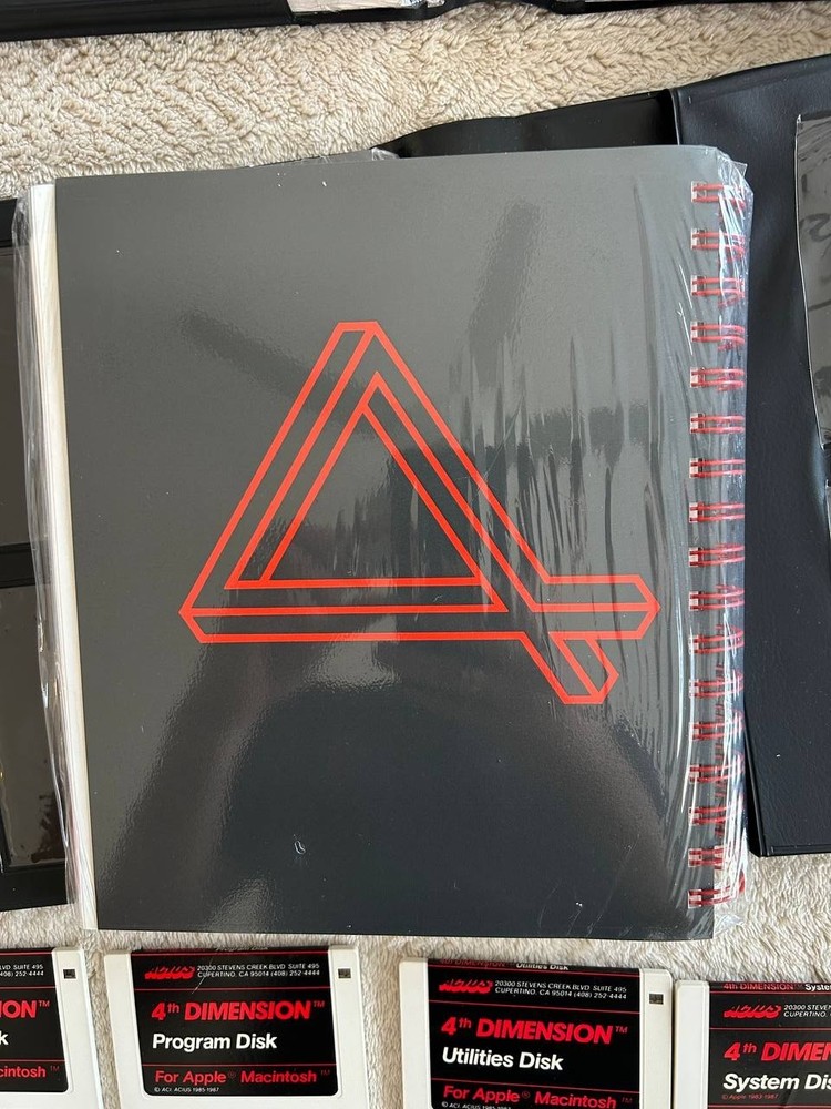 4th Dimension Apple Macintosh software. ACIUS Relational Database For Macintosh