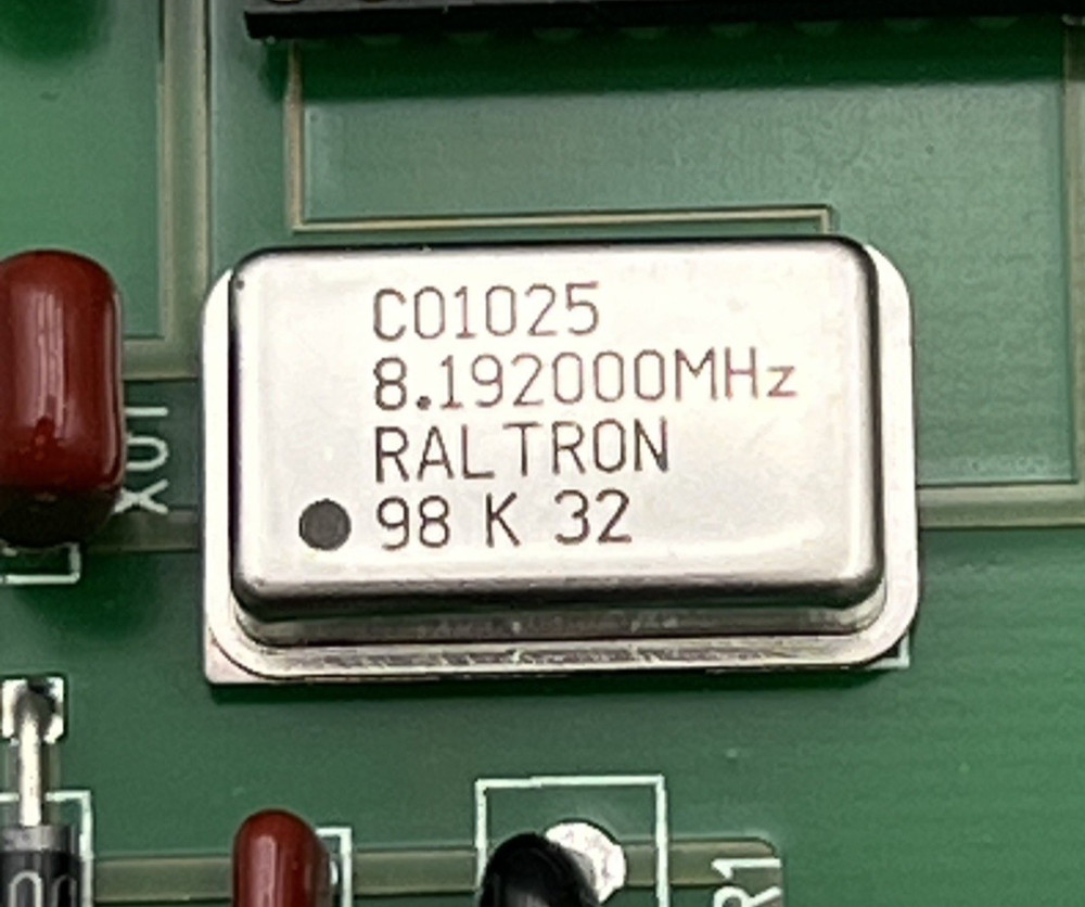 LINK INC 460-094 TIMING SOURCE BOARD W/MULTICOLORED FLAT RIBBON CABLE