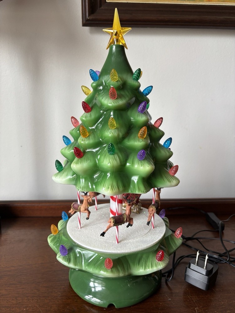 Animated Lightup & Musical Tree/carousel Multicolor  Not Ceramic