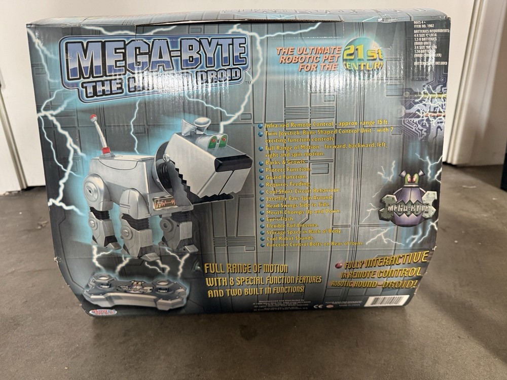 1999 Mega-Byte The Hound Droid Remote Control R/C Robot Dog Box Instructions