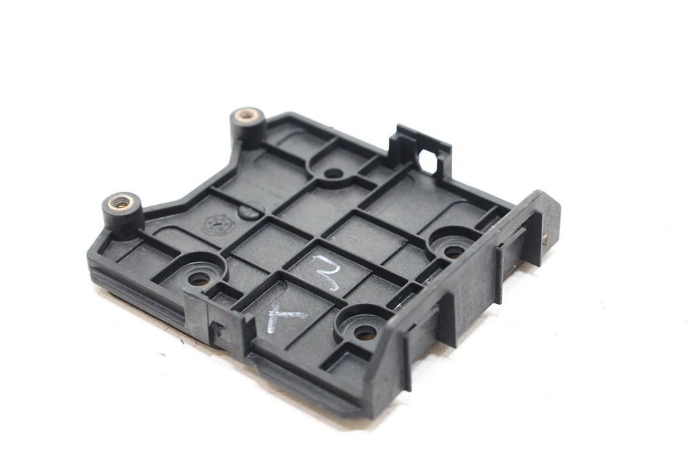 2015 - 2023 FORD MUSTANG REAR LEFT BLIND SPOT RADAR SENSOR MODULE BRACKET OEM