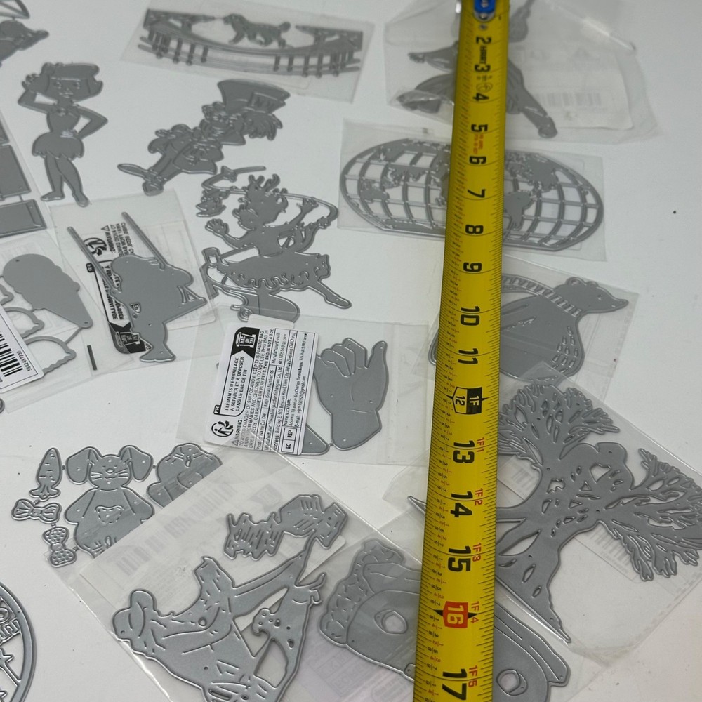 20 Thinlits Die Cuts Bundle Random Mix Characters Animals Holiday Scrapbooking