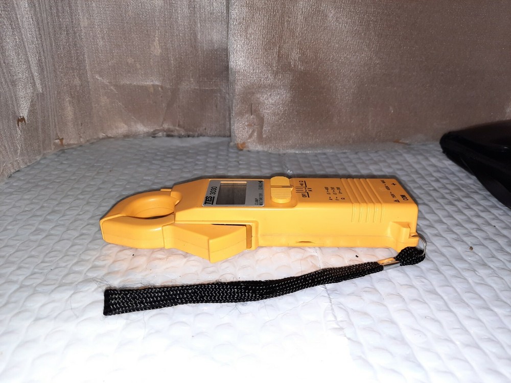 TES 3030 Clamp Multimeter DC / AC 750V ~ 400A MAX with case