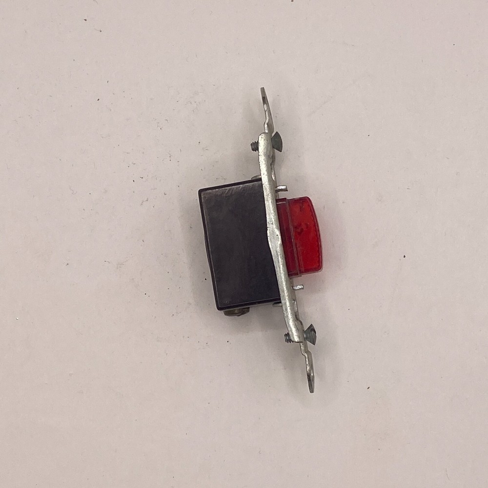 TOGGLE SWITCH 1/25W 220/277 RED BUTTON USA🔔