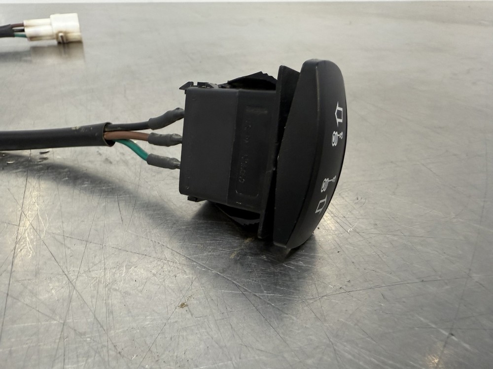 EB1453 2020 20 YAMAHA WOLVERINE X2 WINCH SWITCH