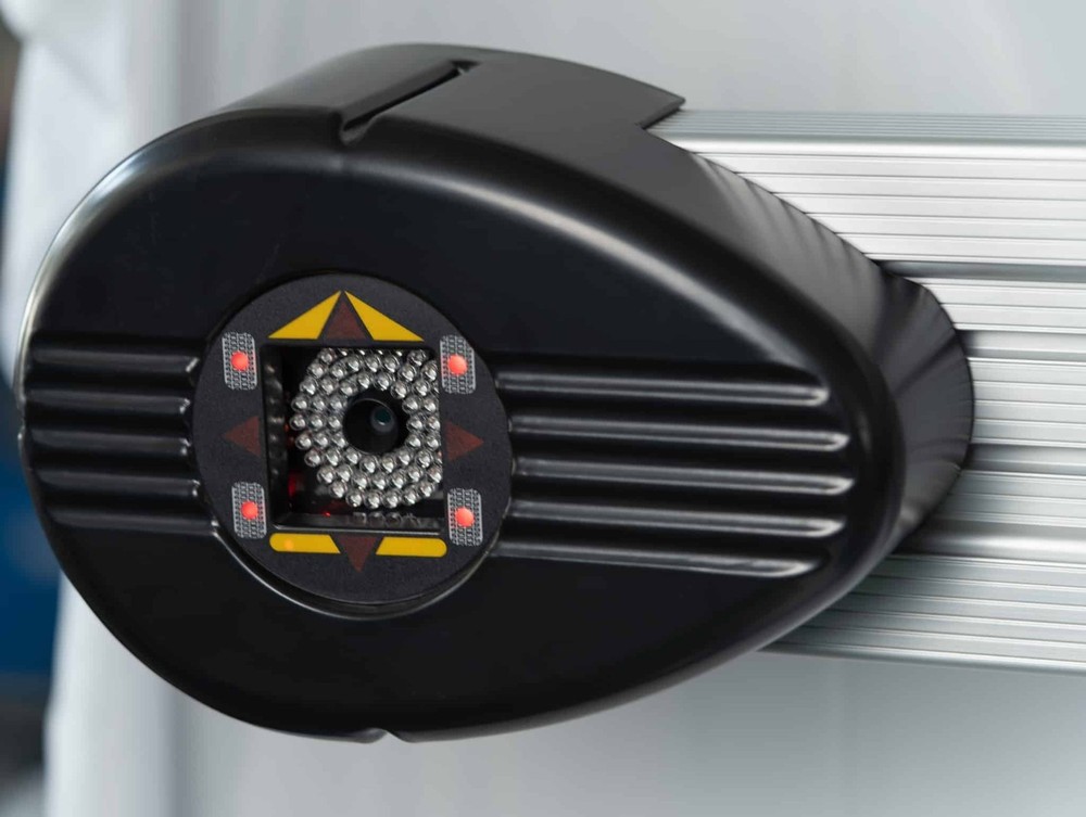 AlignMaster V3D-III Professional Automated Wheel Alignment Machine Complete Set