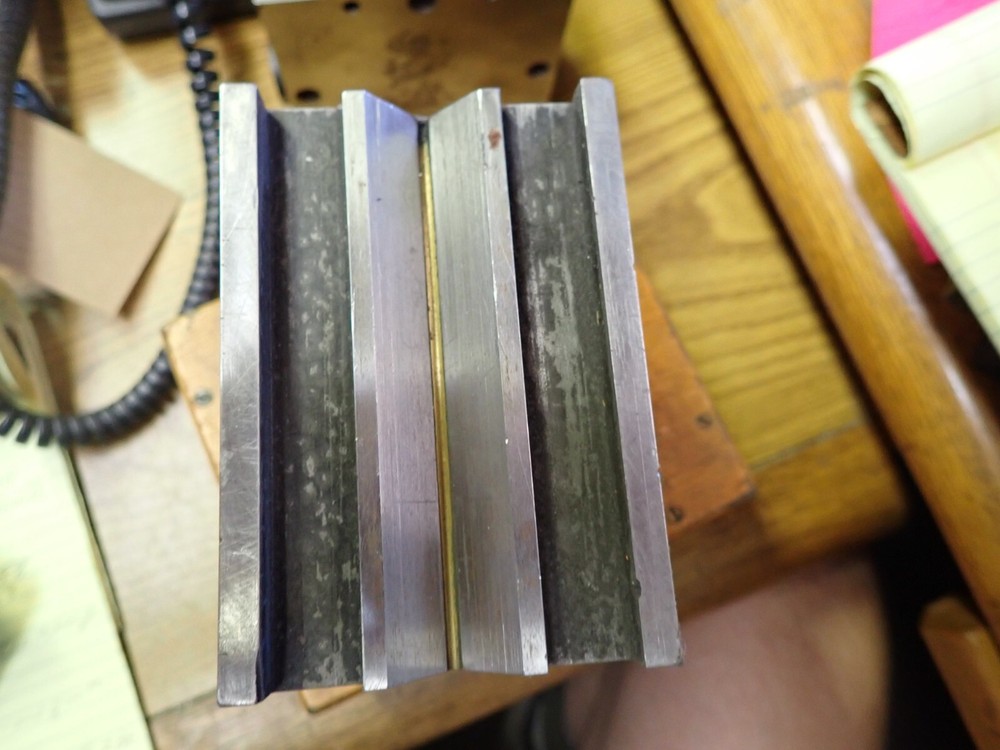 ECLIPSE MAGNETIC V BLOCK #934 DOUBLE SIDED