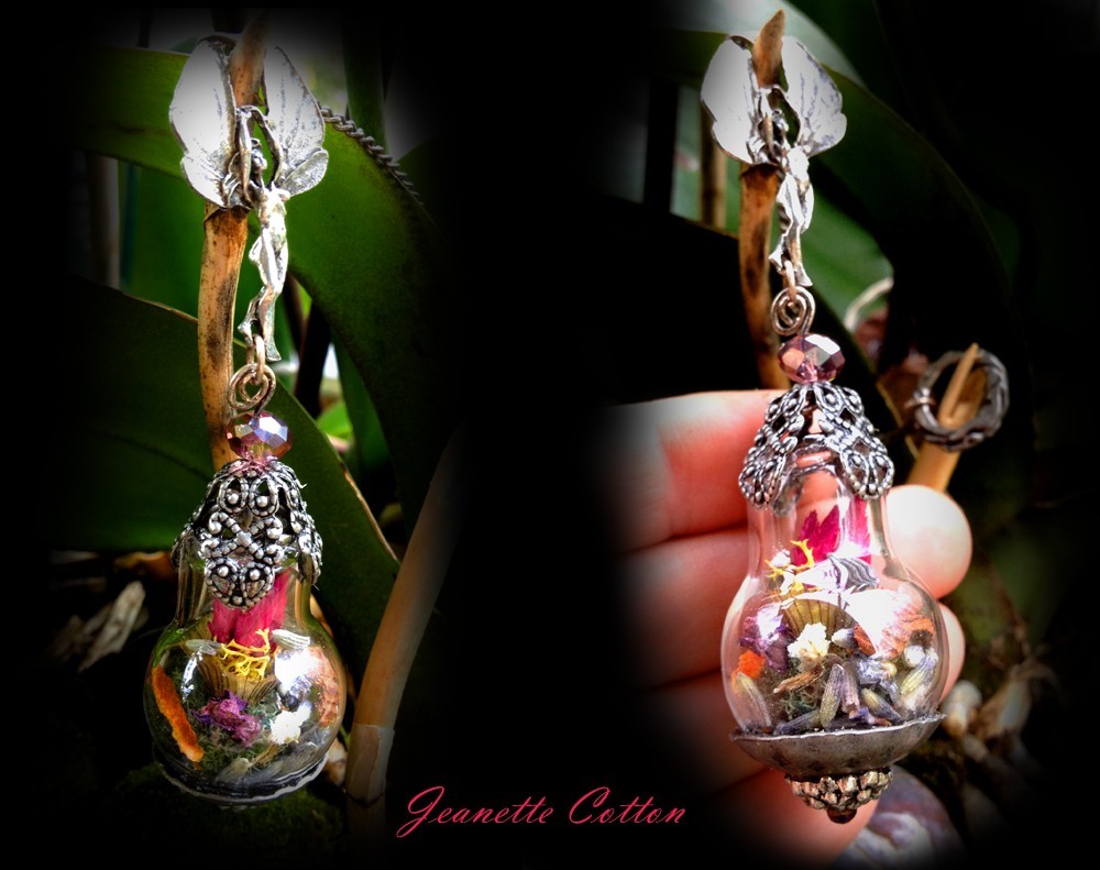 Pendulum pendant