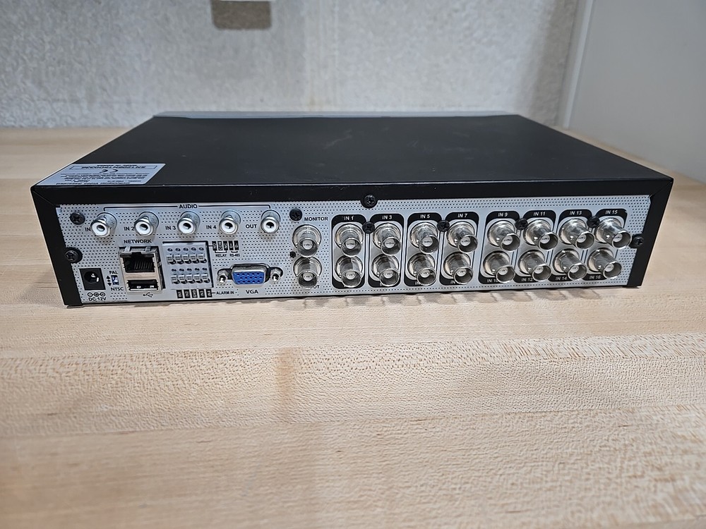 Security Camera 16 Channel DVR Digital Video Recorder Pro-D16 *Untested* NO AC