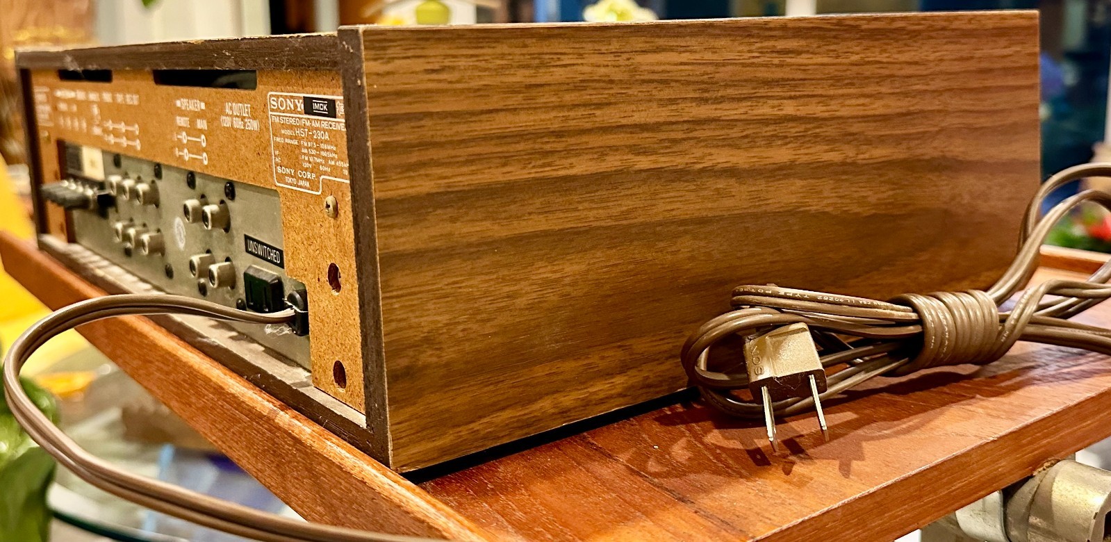 Vintage Sony HST-230A Solid State FM/AM Stereo Receiver Wood Case Japan