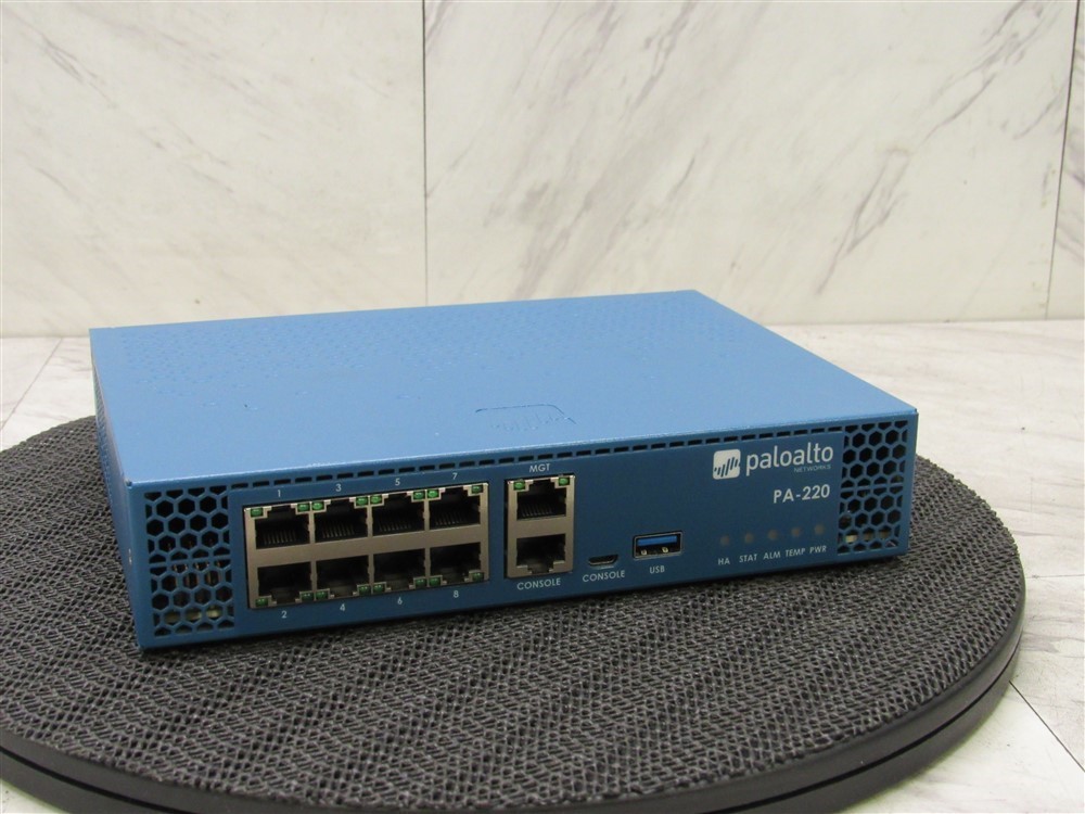 Palo Alto PA-220 Next-Gen Firewall 520-000309-00J