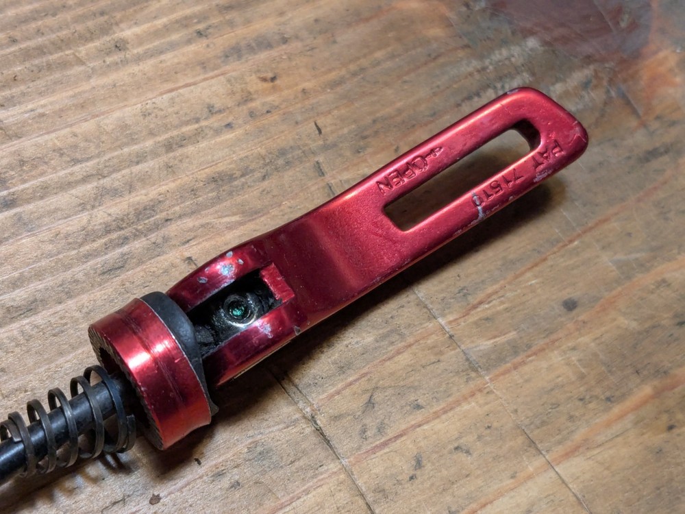 Tranz-X Rear Quick Release Skewer Red