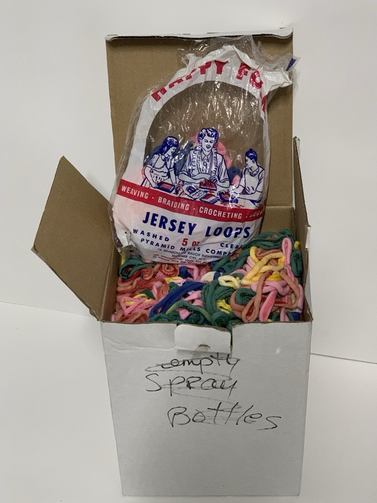 Vintage Loom & Loop & Hook Extra Loops Christmas Eve Nostalgic Analog Activity