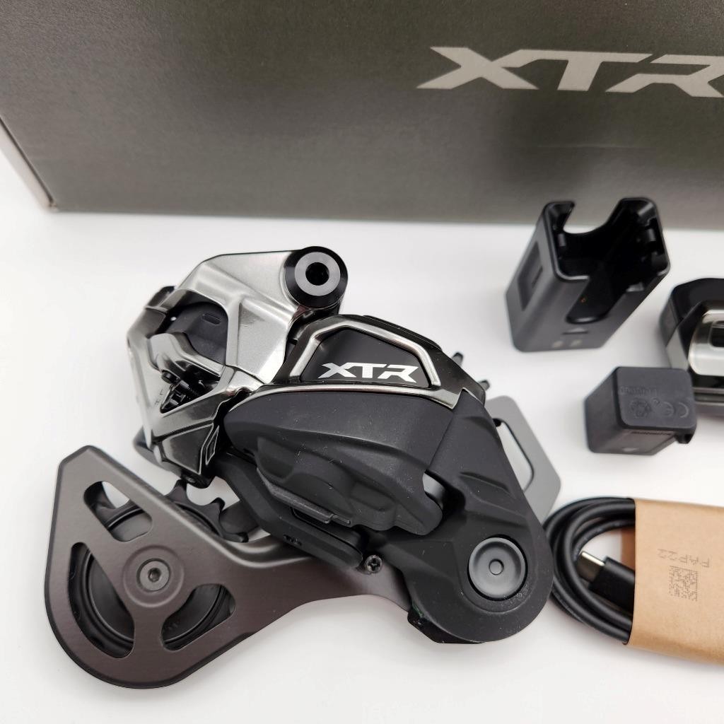 Shimano XTR M9250 Di2 Wireless Upgrade Kit - Derailleur Shifter Battery Charger