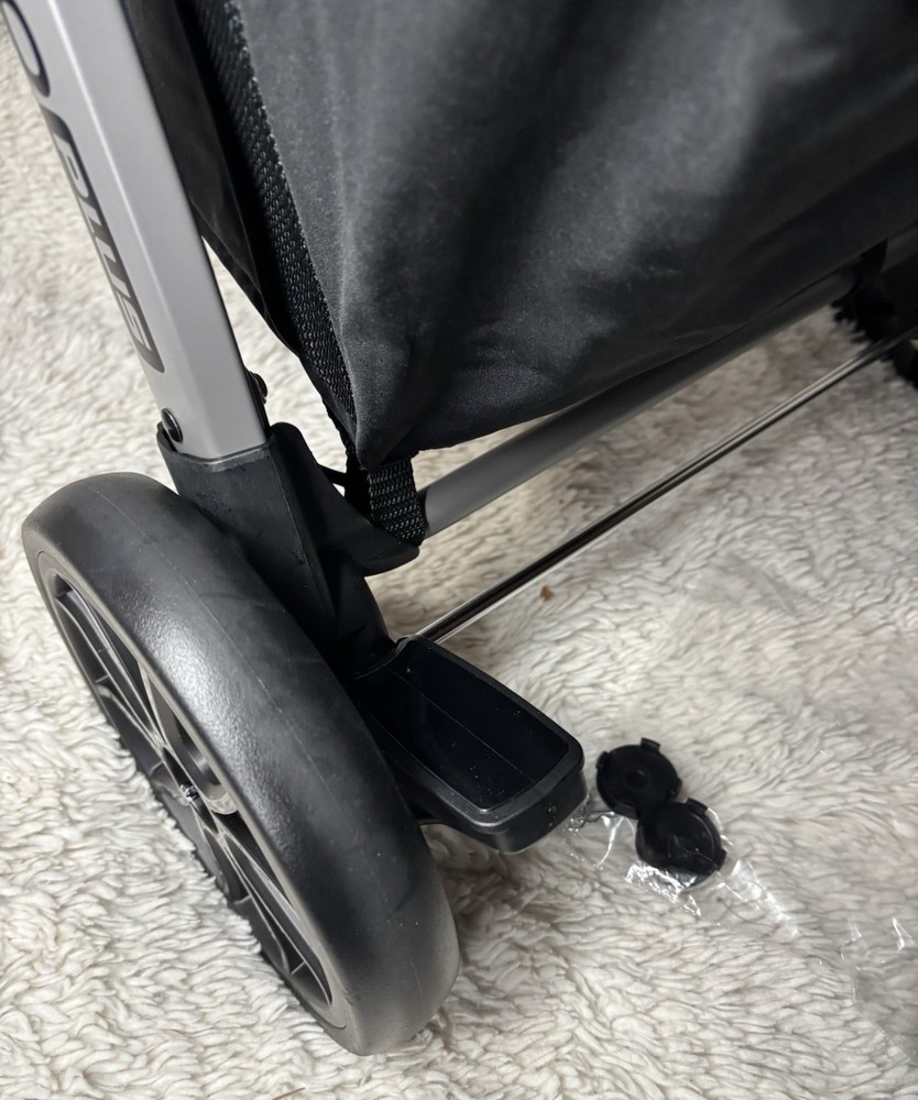 Chicco Mini Bravo Plus Lightweight Stroller Graphite Open Box