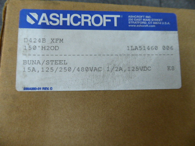 ASCHROFT Pressure Switch D424B-XFM Range 150" H20D