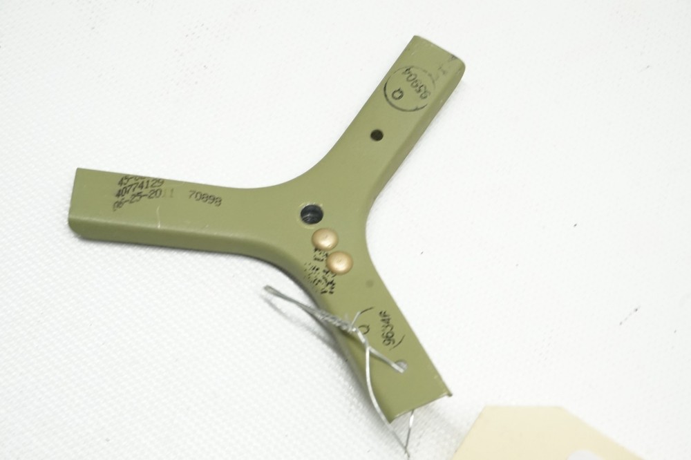 Beechcraft Clamp ASSY 45-620021