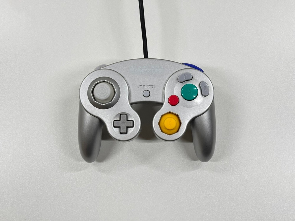Nintendo GameCube Controller DOL-003 - Platinum Silver - Tested Tight Stick