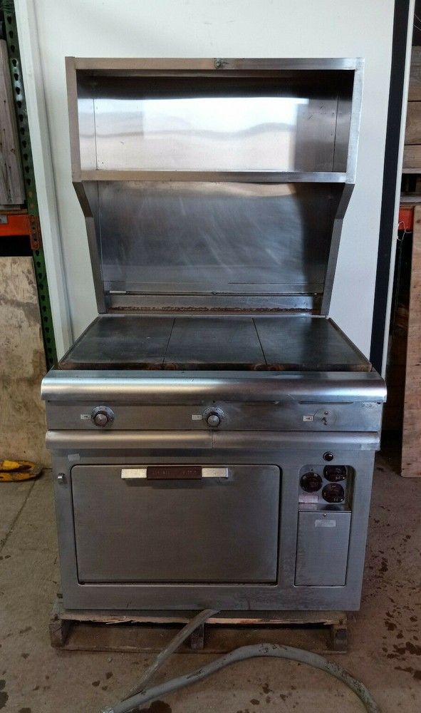 General Electric CR40 Griddle Top Range