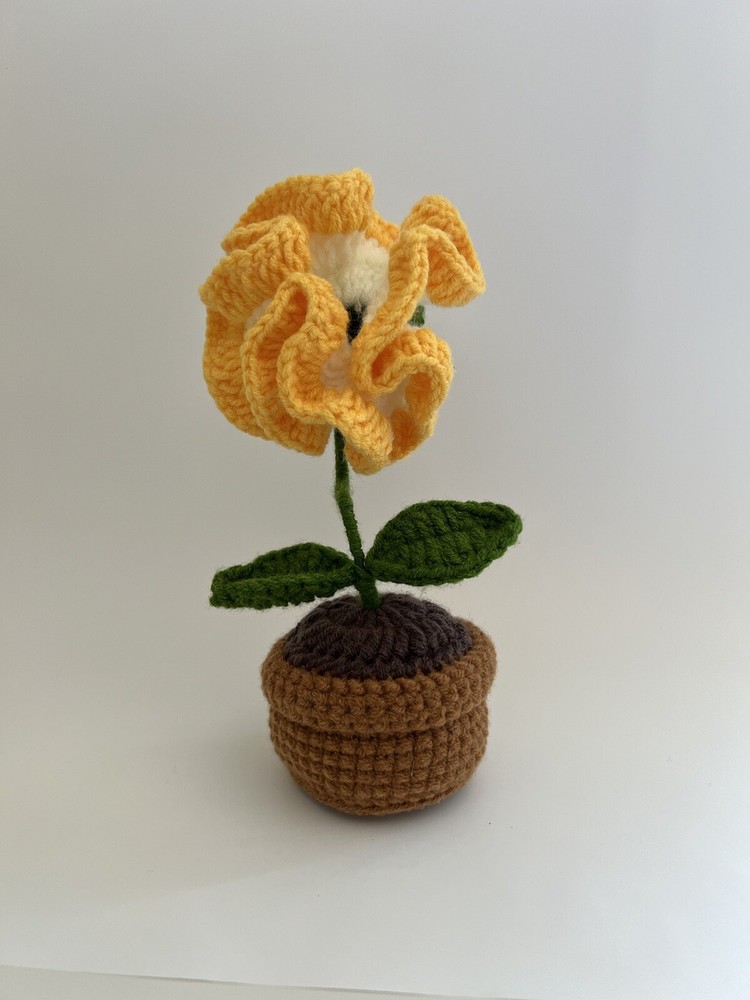 Fluffy Crochet Flowers Small Pots