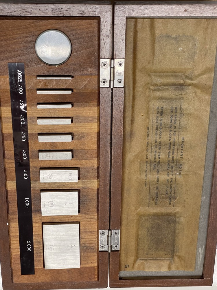 Mitutoyo Gauge Block Set Code# 516-930 Set# BE1-9-2 Grade 2 (10) Pieces Nice